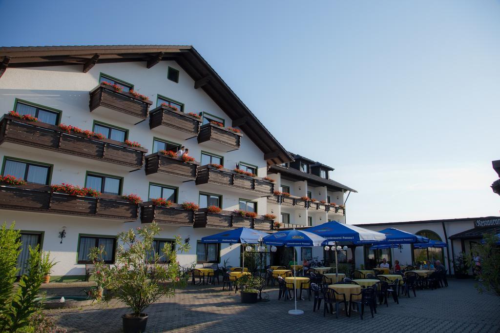 Urlaubshotel Binder Büchlberg المظهر الخارجي الصورة